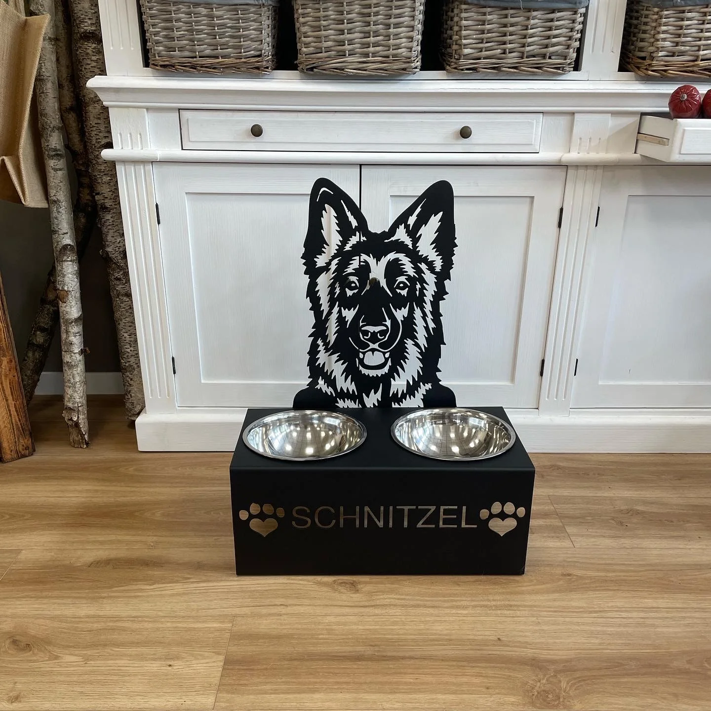Personalized Dog Food Bowl – Customized with your pet’s name